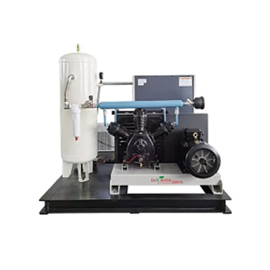 Next-Gen Pet Blow Molding Tech! Taike's Screw Booster Integrated Machine sätter nya standarder